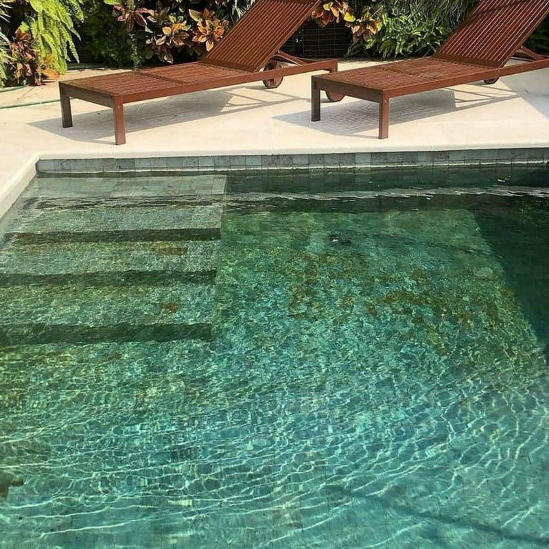 Borda atérmica com beiral Grega 100x27,5cm para piscina