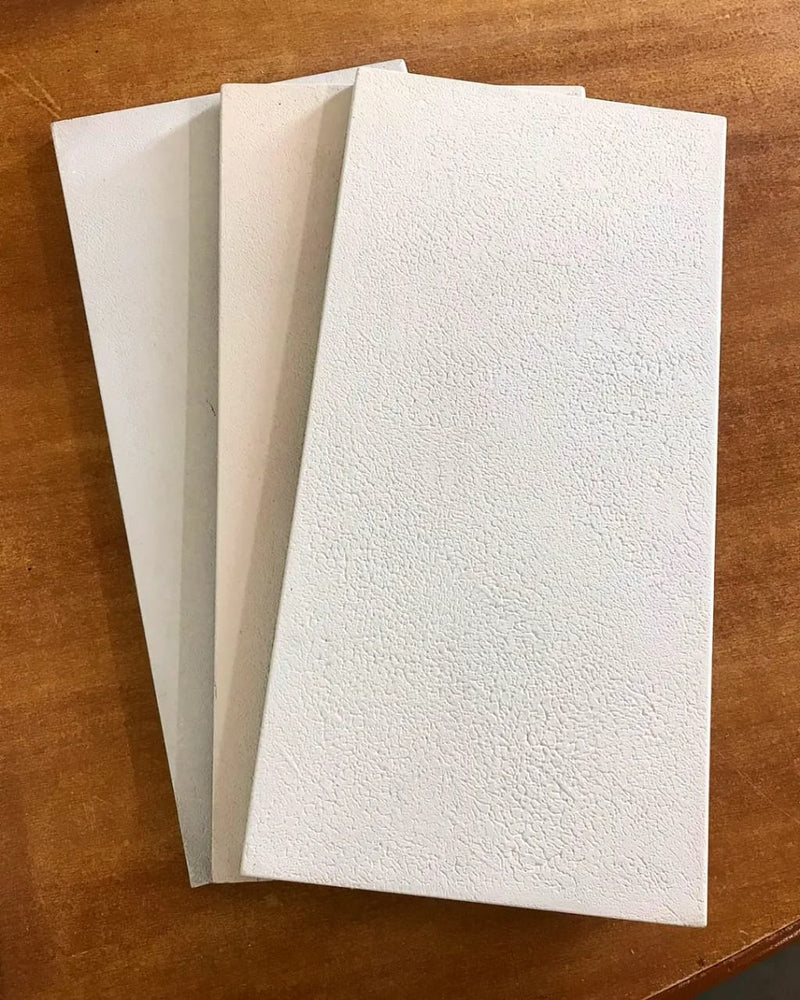 Borda atérmica Stylus boleada 50x25x2cm textura sem furinhos